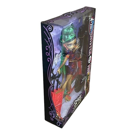 Monster High Scaris City of Frights Jinafire Long Doll 2012 Mattel Y0378 - Picture 2 of 5